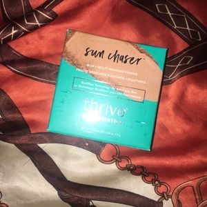 Thrive Bronzer Powder